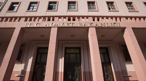 Adalet Bakanlığı 15 bin personel alımı başvuruları başladı