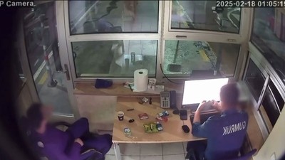 Gümrük kapısında rüşvet operasyonu: 38 memur gözaltında