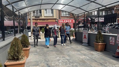 257 suç kayıtları çıktı! Suç makinesi kadın hırsızlar yakalandı