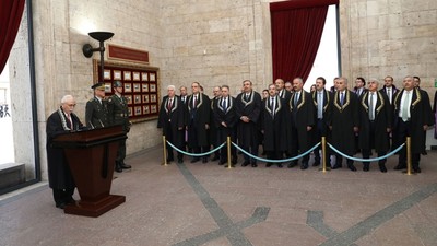 AYM, 63. yılını kutluyor! Kadir Özkaya ve üyelerden Anıtkabir'e ziyaret