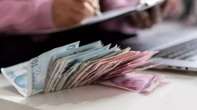 Çifte bayram kapıda: 4C, EYT, SSK ve Bağ‑Kur’luyu etkiliyor! Maaşı 14.469 TL’yi geçen herkese ek ikramiye yağmuru!