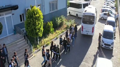 Kamu görevlisi oyunuyla dolandırıcılık! Çok sayıda kişi gözaltında