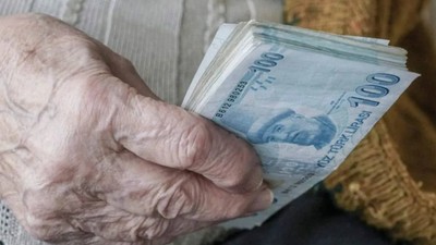 Maaş formülü sil baştan! Emekli aylığında şok değişiklik: Hesaba yatacak para uçuşa geçecek!