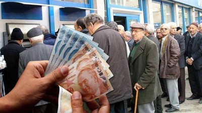 EMEKLİYE PARA AKIYOR! Bayram öncesi 31 bin TL’lik ek ödeme müjdesi