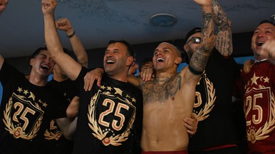 GALATASARAY SON DAKİKA HABERİ: Galatasaray dev gelirin sahibi oldu! Şampiyonluk sonrası para yağacak