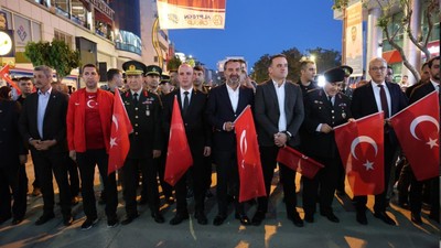 19 Mayıs coşkuyla kutlandı! Başsavcı Yeğin'den fener alaylı bayram