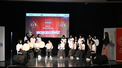 Vali Yavuz ile Başsavcı Mete 'ÖNEM' galasında çocuklarla buluştu!