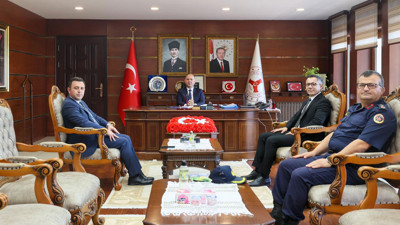 Vali Serdengeçti, görev yerleri değişen protokol üyelerini ağırladı