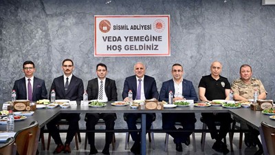 Bismil’de görev yeri değişen hakim ve savcılar için veda yemeği