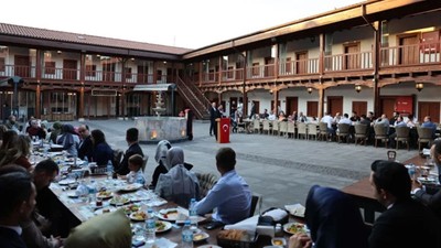 Vezirköprü'de görev yeri değişen hakim ve savcılara veda programı!