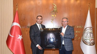 Baro’dan Başsavcı Altıntaş’a anlamlı veda hediyesi