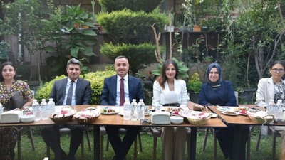 Kemalpaşa’da tayini çıkan hakim ve savcılar uğurlandı