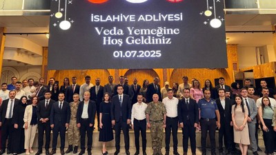 İslahiye Adliyesi’nde hakim ve savcılara plaketli uğurlama