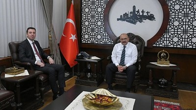 Başsavcı Yavuz'dan Vali Ustaoğlu'na veda ziyareti! Oltu Cumhuriyet Başsavcılığına atanmıştı