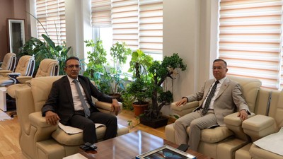 Vali Kemal Çeber'den Başsavcı Badem'e taziye ziyareti! Başsağlığı ve metanet diledi