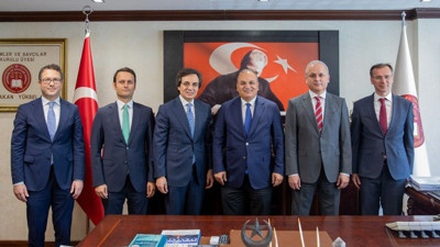 Türkiye Adalet Akademisi'nden HSK üyelerine hayırlı olsun ziyareti