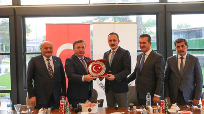 Erzincan Başsavcısı Öztürk onuruna yemek! Vali Aydoğdu plaket takdim etti
