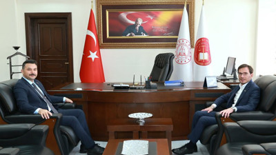 Başsavcı Büyükyurt yeni görevine başladı! İlk resmi ziyaret Belediye Başkanı Yazıcıoğlu'ndan