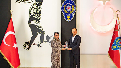 Başsavcı Ünlüsoy'dan Hakkari Emniyet Müdürlüğü'ne veda ziyareti!