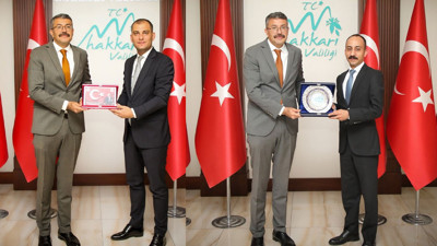 Burdur ve Çumra’nın yeni başsavcıları Hakkari Valisi Çelik’e veda etti!