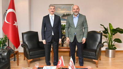 AYM Üyesi İnce'den RTÜK Üst Kurul Üyesi seçilen Davulcu'ya hayırlı olsun ziyareti!