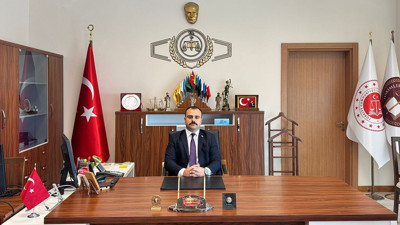 Finike'nin yeni Başsavcısı Atakan göreve başladı! Yeni makamdan ilk kare geldi