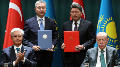 Türkiye ve Kazakistan arasında adalette iş birliği! İmzalar atıldı!