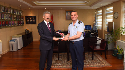 YAŞ Kararı ile Orgeneralliğe terfi etmişti! AYM Üyesi Muhterem İnce'den Dalgakıran'a ziyaret