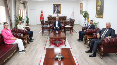 HSK Üyesi Küfüdür'den Vali Çakır'a ziyaret