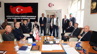 Doğubayazıt’ta 18 Mart Şehitleri Anma Programı’na protokol tam kadro katıldı