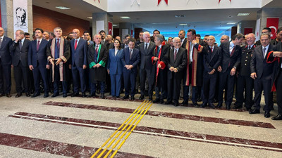 İstanbul'da yeni adli yıl töreni! Sabah saatlerinde adliyeye geldiler