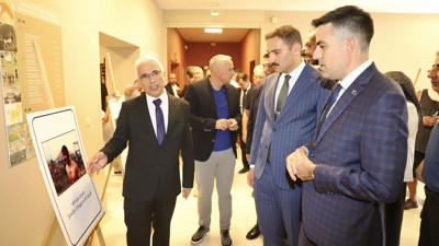 Elmalı’da Cumhuriyetin 102. yılı sergisi! Başsavcı Kocakale de katıldı