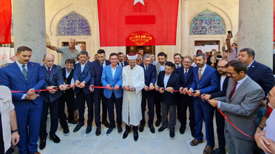 Başsavcı Kocakale kurdeleyi kesti! Ketenci Ömer Paşa Cami ibadete açıldı