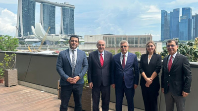 Yargıtay Başsavcısı Şentürk Singapur'da! Büyükelçi Arslan'a ziyarette bulundu