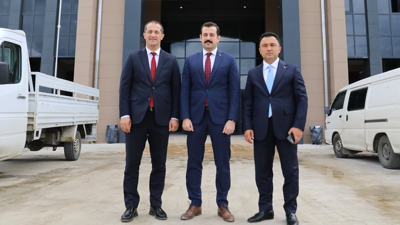 İlçe protokolü Akçaabat Adalet Sarayı’nda incelemelerde bulundu