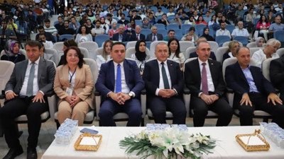 Fırat Üniversitesi'nde mühendislik konferansı! Başsavcı Aşkın Yeğin de katıldı