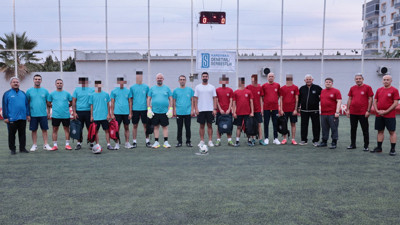 Başsavcılar denetimli serbestlik kapsamındaki gençlerle futbol sahasında buluştu