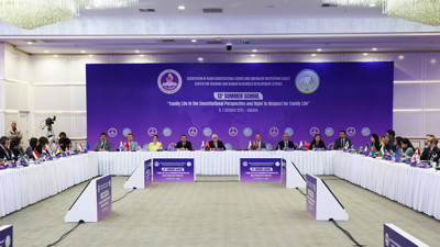 AYM'den 13. Uluslararası Yaz Okulu programı! AYM Başkanı Özkaya ailenin önemine dikkat çekti