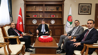 HSK Üyesi Ateş'ten Vali Bakan'a ziyaret! Taziye dileklerini sundu