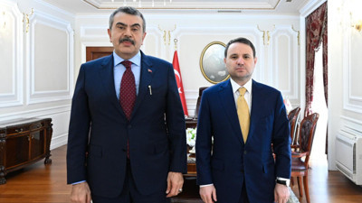 Milli Eğitim Bakanı Tekin’den Adalet Bakanı Gürlek’e ziyaret