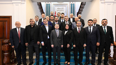 Niğde, Aksaray, Nevşehir Dernekler Federasyonu Bakan Gürlek'i ziyaret etti