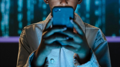 Bakan Gürlek duyurmuştu…15 yaş altına sosyal medya düzenlemesi yolda