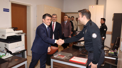 Başsavcı Dönmez'den adliye karakoluna ziyaret