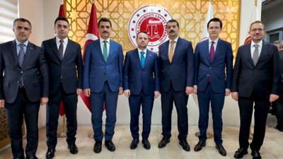 Bakan Gürlek Rize Adliyesinde
