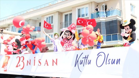 23 Nisan resmi tatil mi? 2025 Resmi tatil takvimi ile 23 Nisan Ulusal Egemenlik ve Çocuk Bayramı hangi güne denk geliyor?