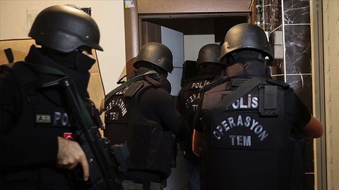 Bakan Yerlikaya duyurdu! 23 ilde terör örgütüne dev darbe