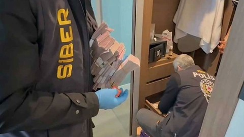 Bakan Yerlikaya duyurdu: 39 ilde siber suç operasyonları, 568 kişiye gözaltı!