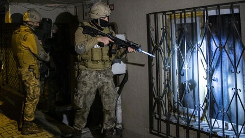 Tefecilere ve dolandırıcılara dev operasyon: 146 kişi gözaltına alındı