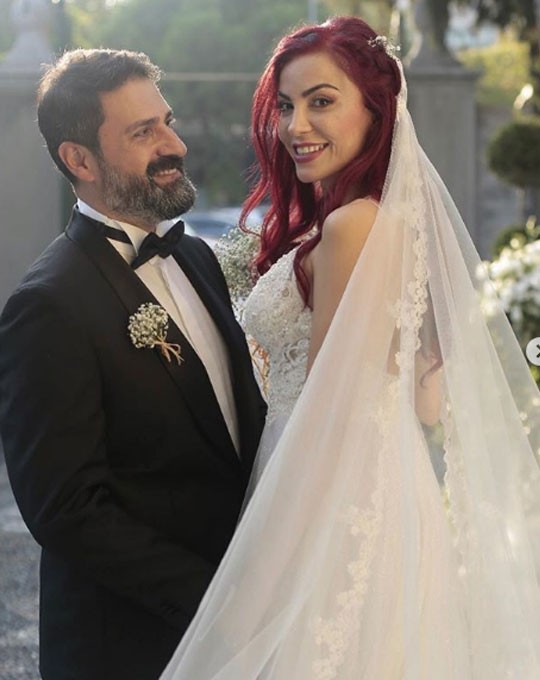 Erhan Çelik'e 50 milyon tazminatlı boşanma davası!