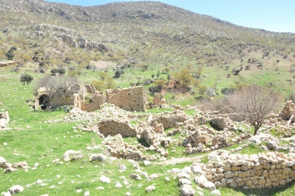 Şırnak Gabar’da 1700 Yıllık Manastır Keşfedildi - Resim: 8